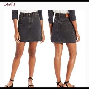 Levies denim mini skirt